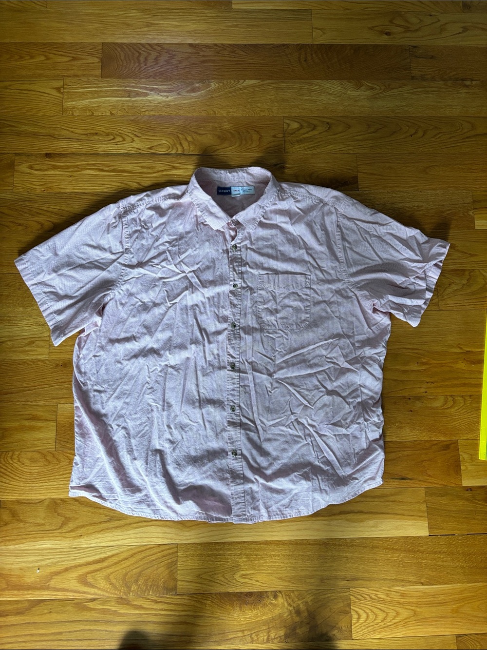 Old Navy Light Pink and white gingham check Short-Sleeve Button-Down Shirt